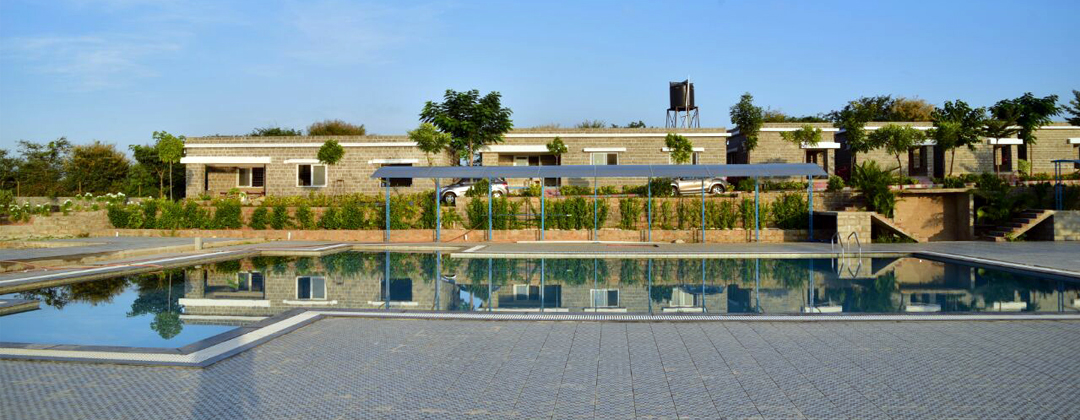 Maanya Resort