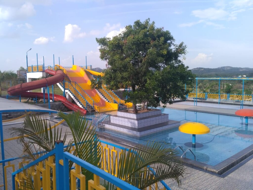Maanya Resort