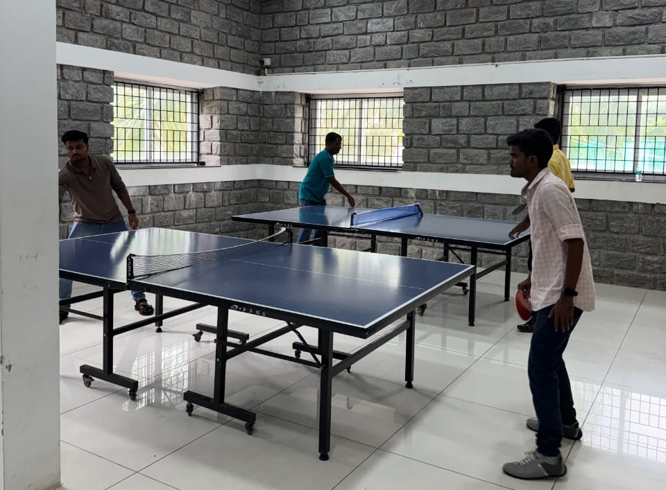 indoor activity at maanya resort